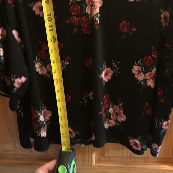 Express blouse with flowers - Picture 8 of 8